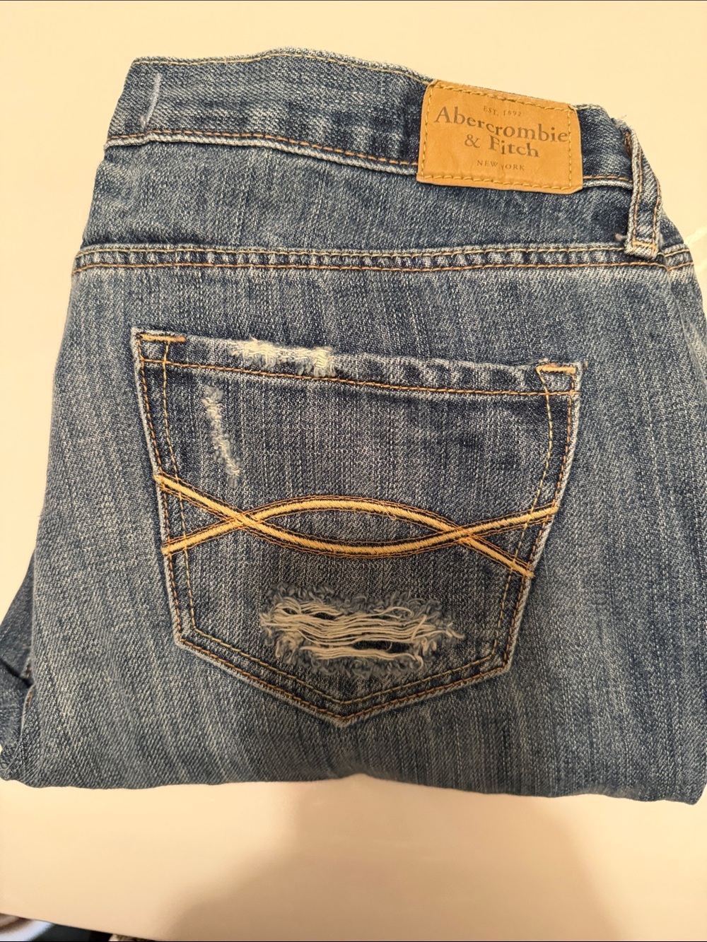 Abercrombie & Fitch Light Blue Distressed Ankle Jeans - Picture 2 of 7